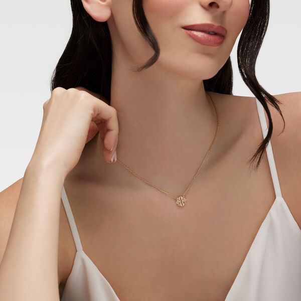 Guilloch&eacute; Yellow Gold Pendant Necklace, Extra-Small